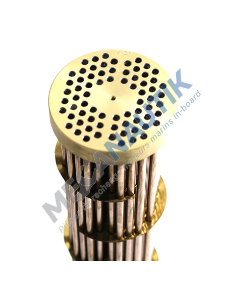 Cooler core, oil exchanger