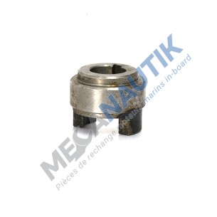 Intercalaire pompe à eau de mer